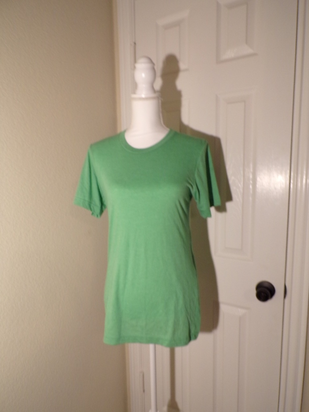 Bella Canvas Unisex Crew Neck Tee – Kelly Green – Size S